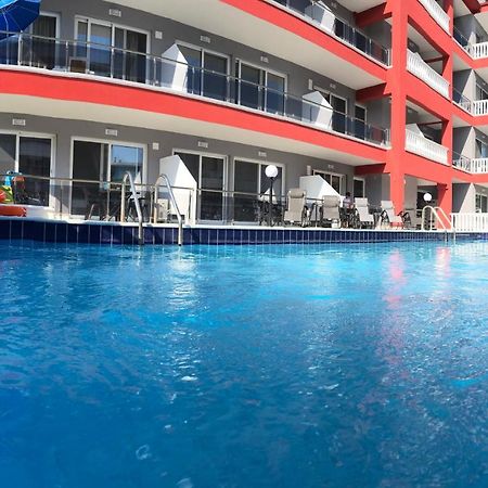 Red Luxury Aqua Aparthotel Paralía Buitenkant foto